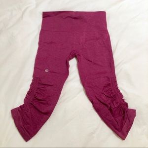 lululemon cropped legging Size 4 Raspberry